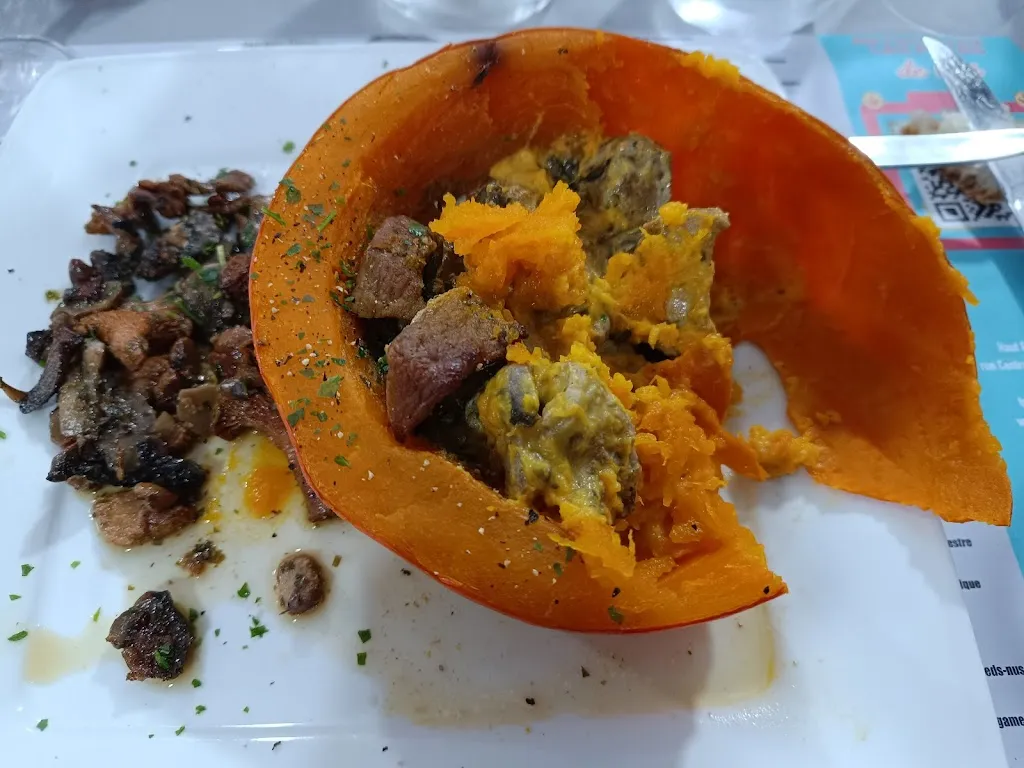 yves Salk_Comme chez Swan_Saint-Julien-Molhesabate_recensione