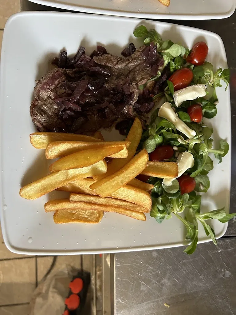 Comme chez Swan_Saint-Julien-Molhesabate_slider_image_3