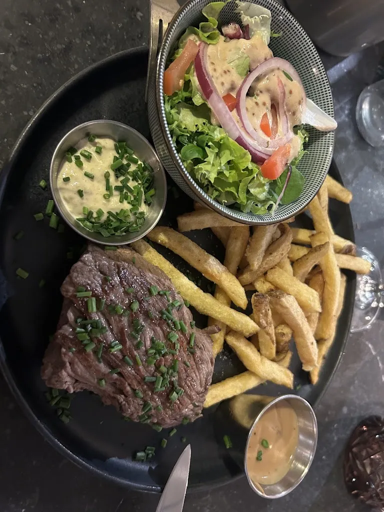 Helen Clifton_Restaurant Madame Monsieur_Chesnay-Rocquencourt_review
