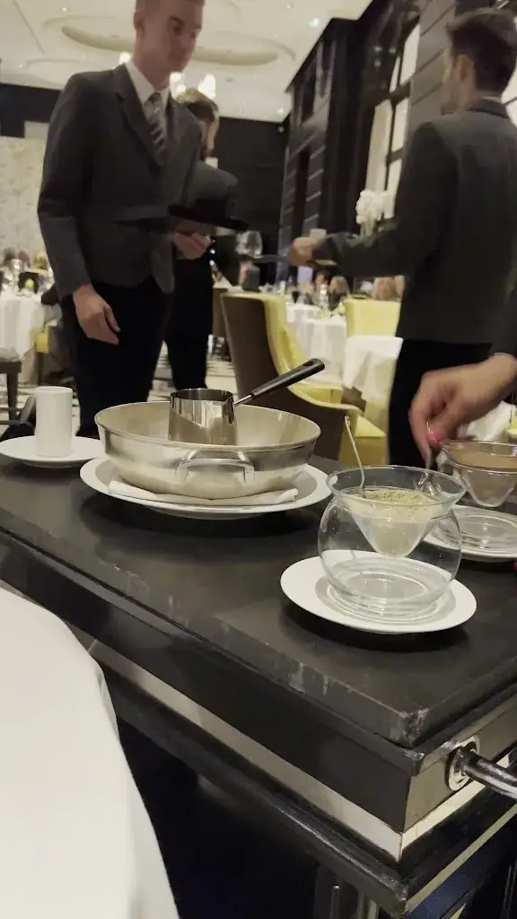 Gordon Ramsay au Trianon_Versailles_slider_image_2