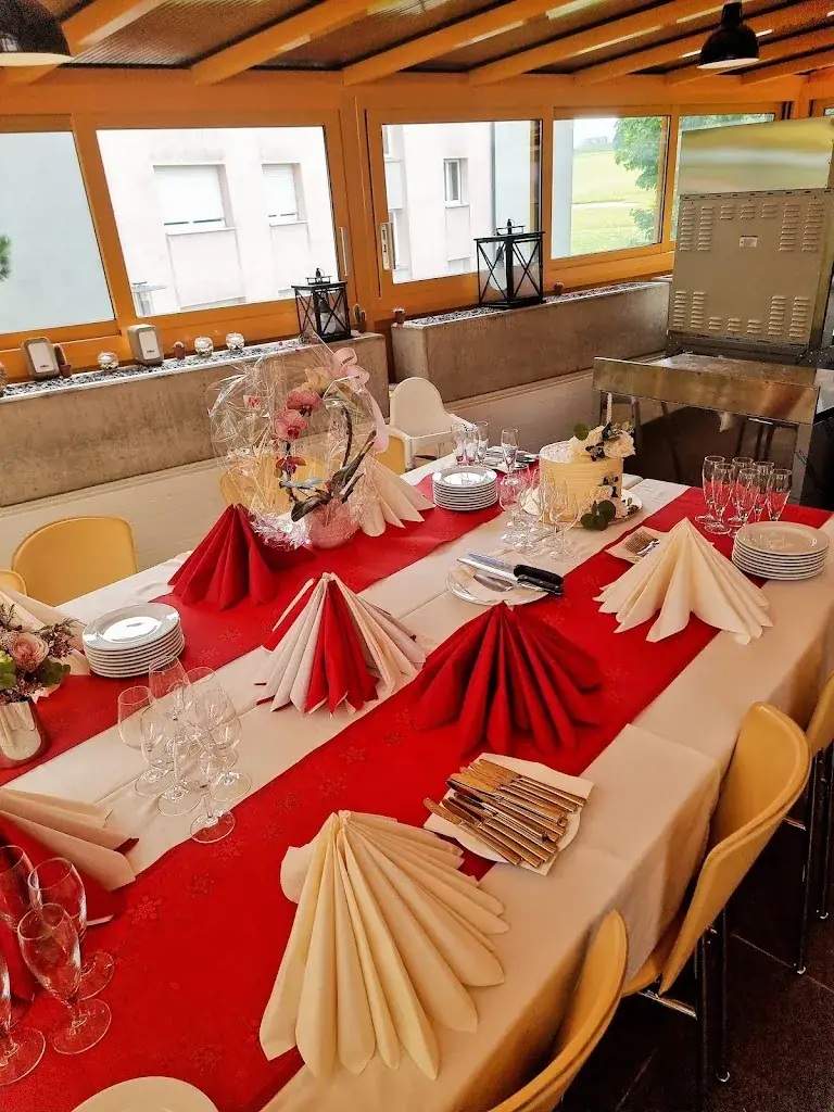 Restaurant Limay_Châtel-Saint-Denis_slider_image_1