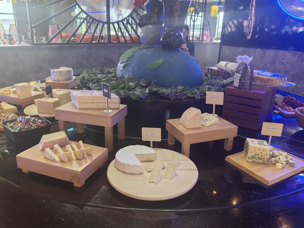 Planet Panda Limay_Limay_slider_image_3