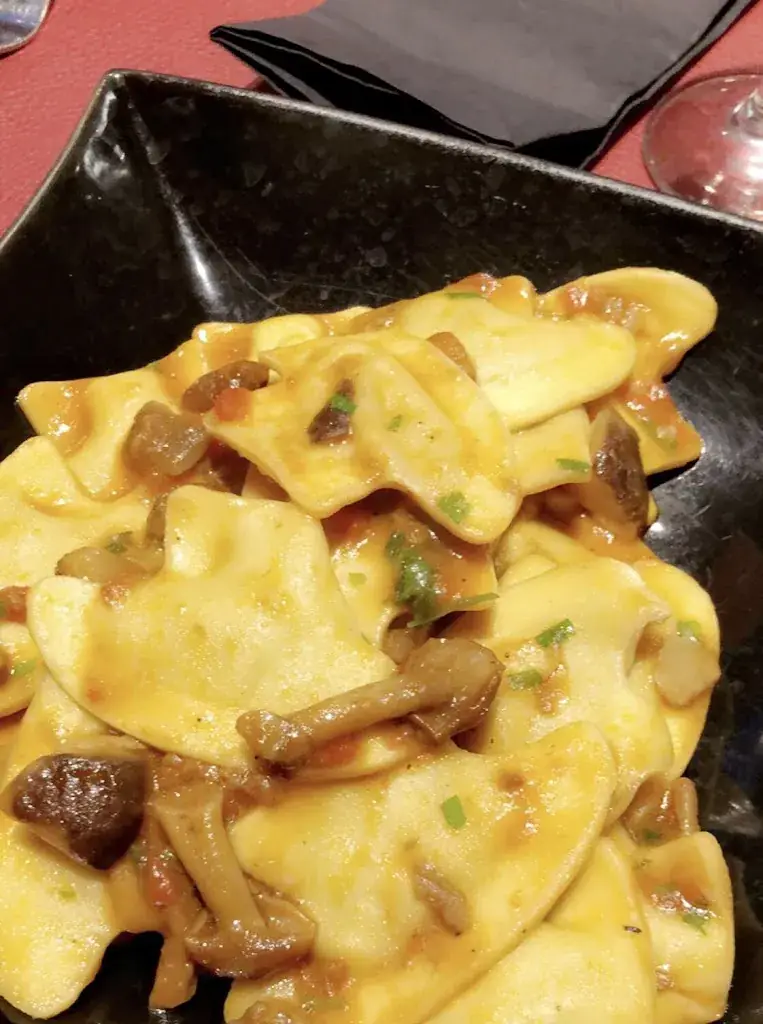 Quentin Amstutz_Pasta'Lina_Bulle_review