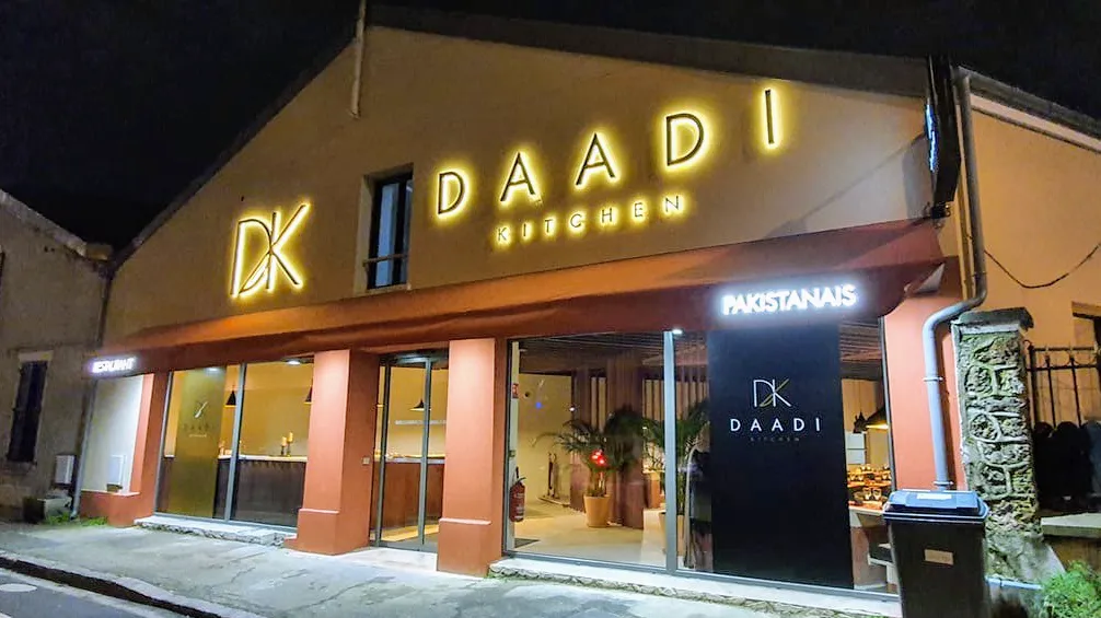 Daadi Kitchen restaurant in Mureaux