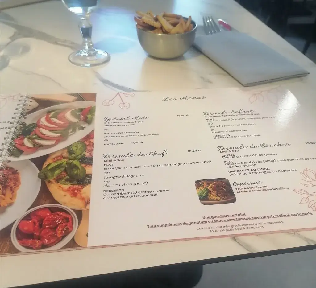 Hello Everybody_La Villa César_Mureaux_review