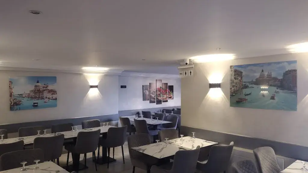 La Villa César_Mureaux_slider_image_2