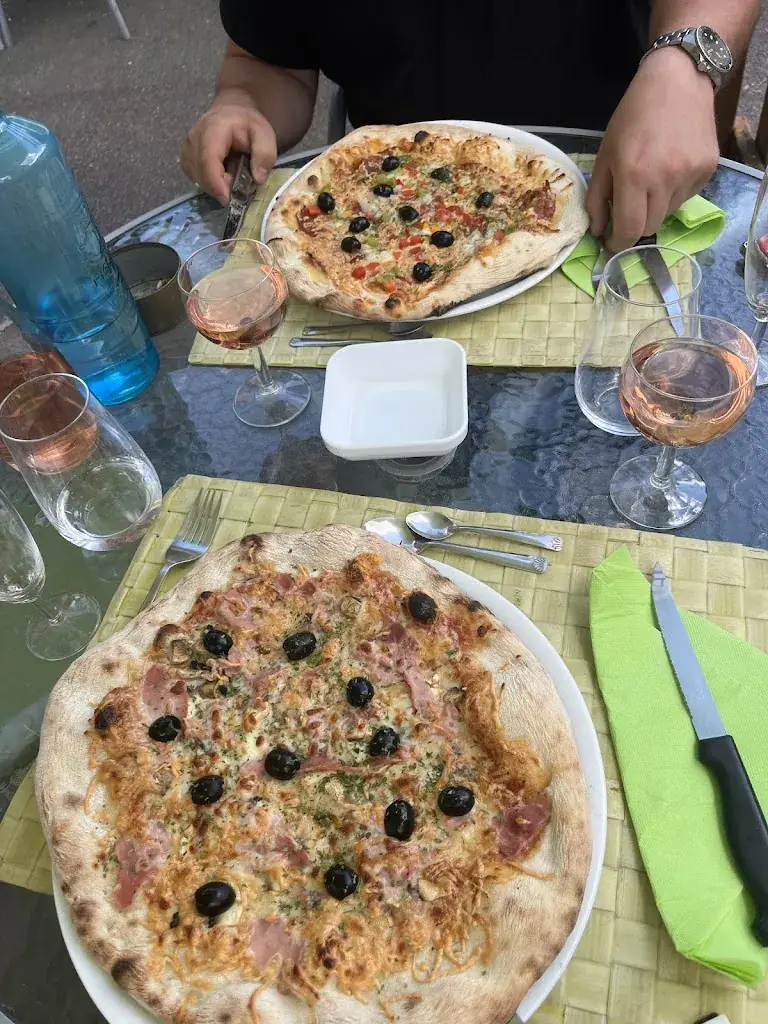 Kayla SRaquel_L'ITALIE CHEZ VOUS_Gasny_review