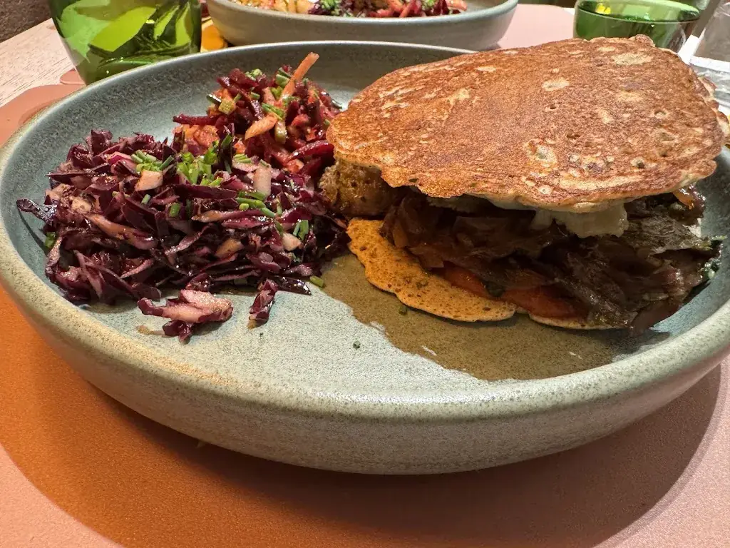 thomas hahusseau_L’odyssée Ronde_Limours_review