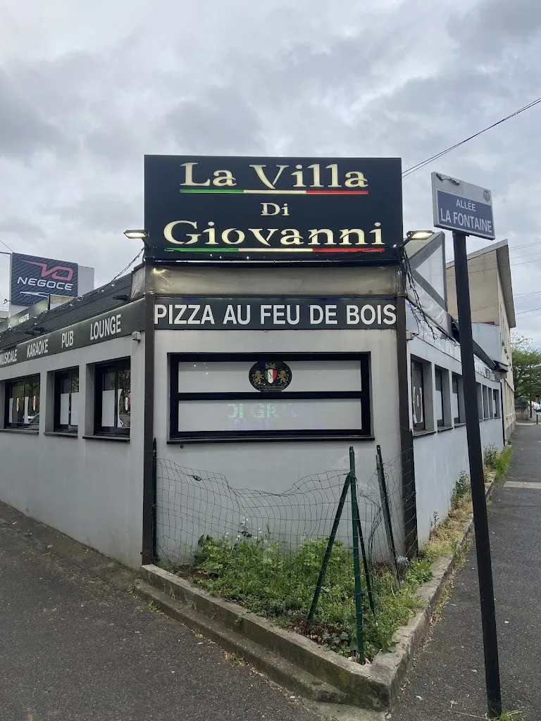 La Villa Di Giovanni restaurant in Livry-Gargan