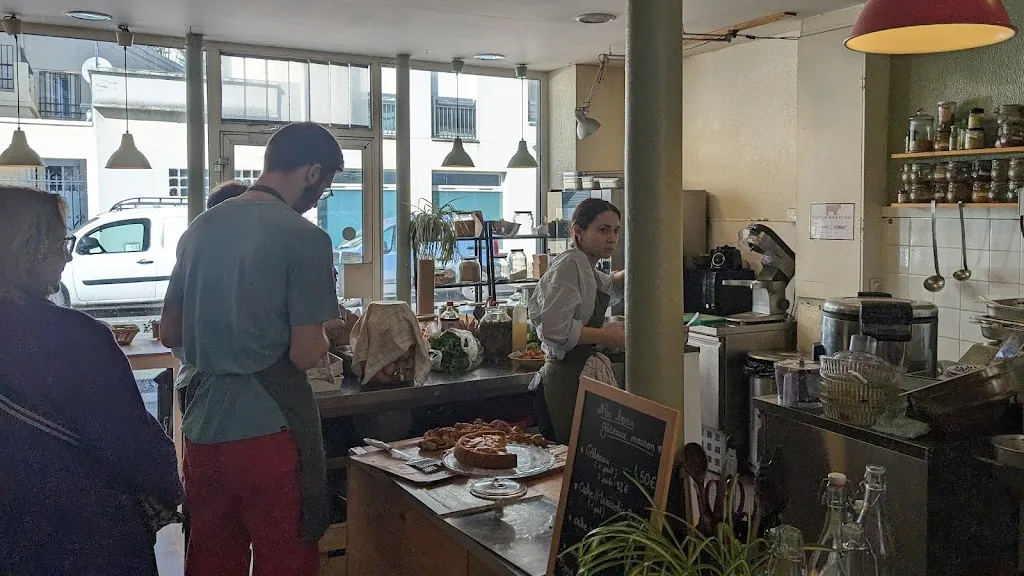 Le Petit Bonheur - la cantine des Lilas_Lilas_slider_image_3