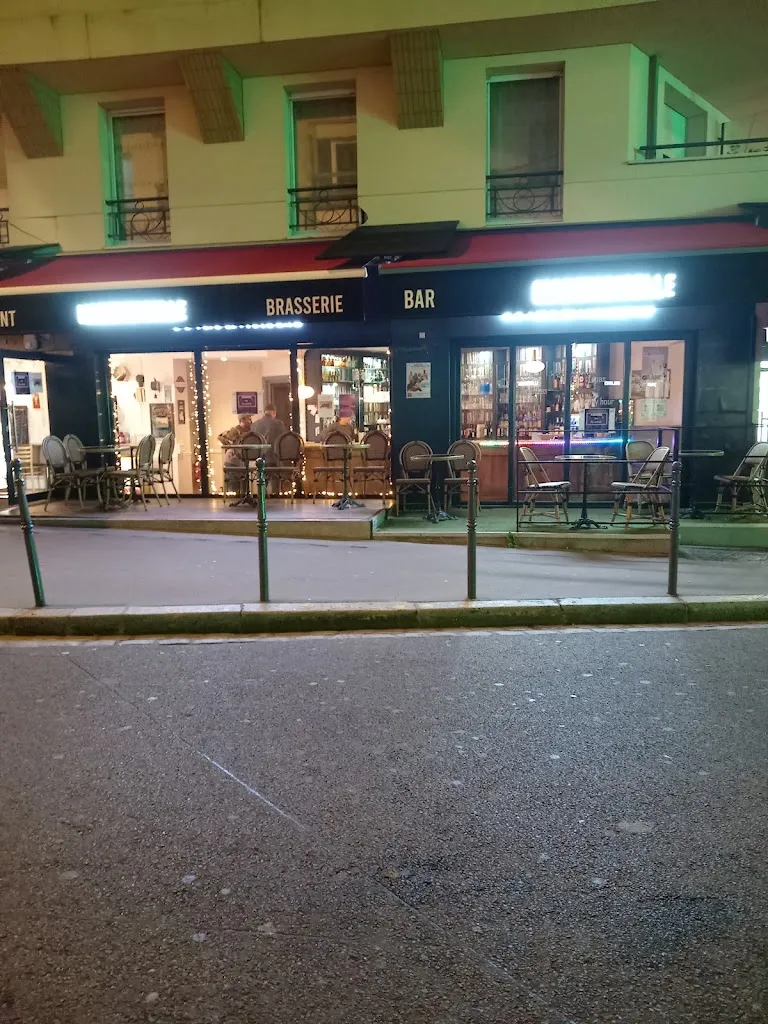 Myriam Le Floch_Mademoiselle les lilas_Lilas_review