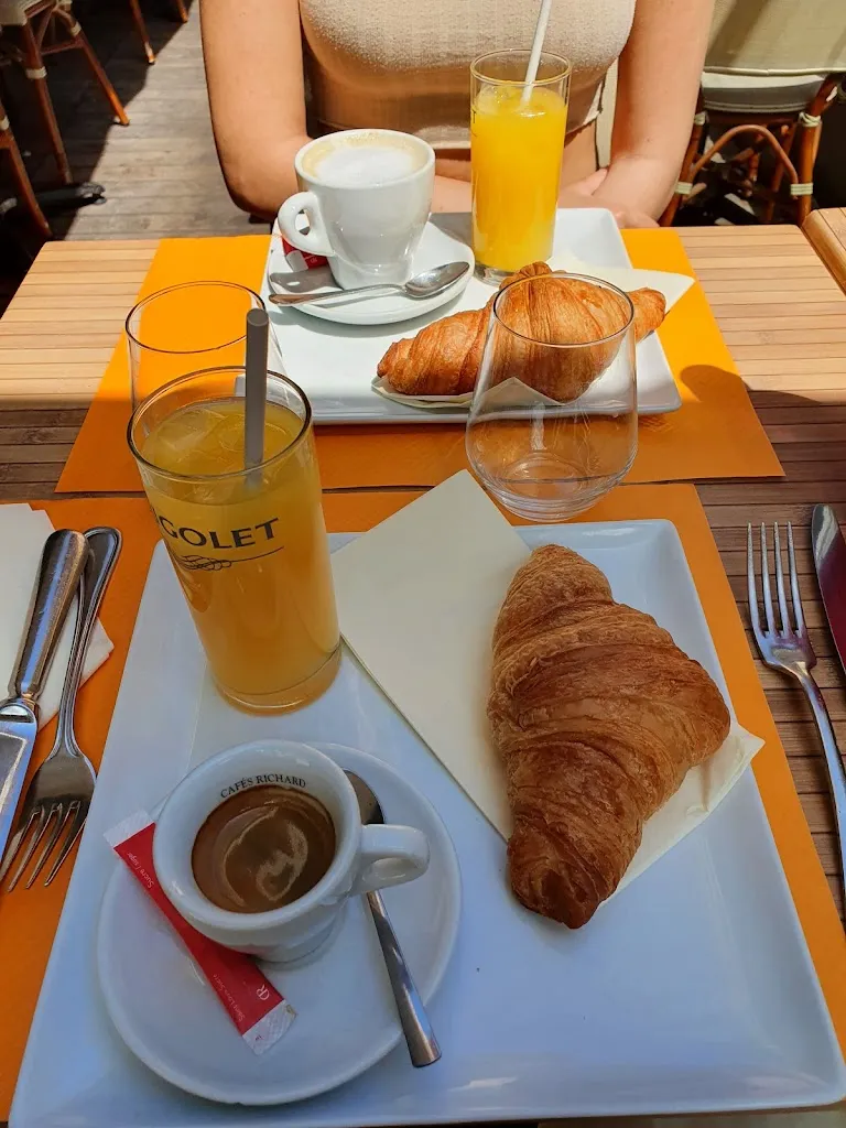 Mademoiselle les lilas_Lilas_slider_image_3