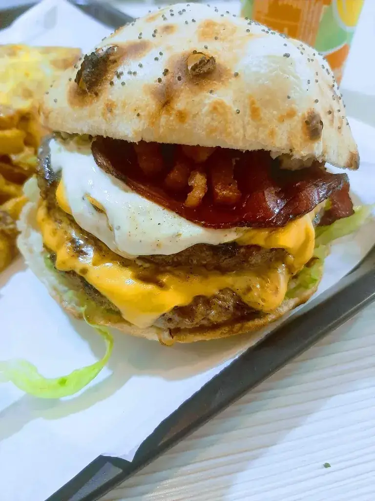 Old School restaurant in Lilas