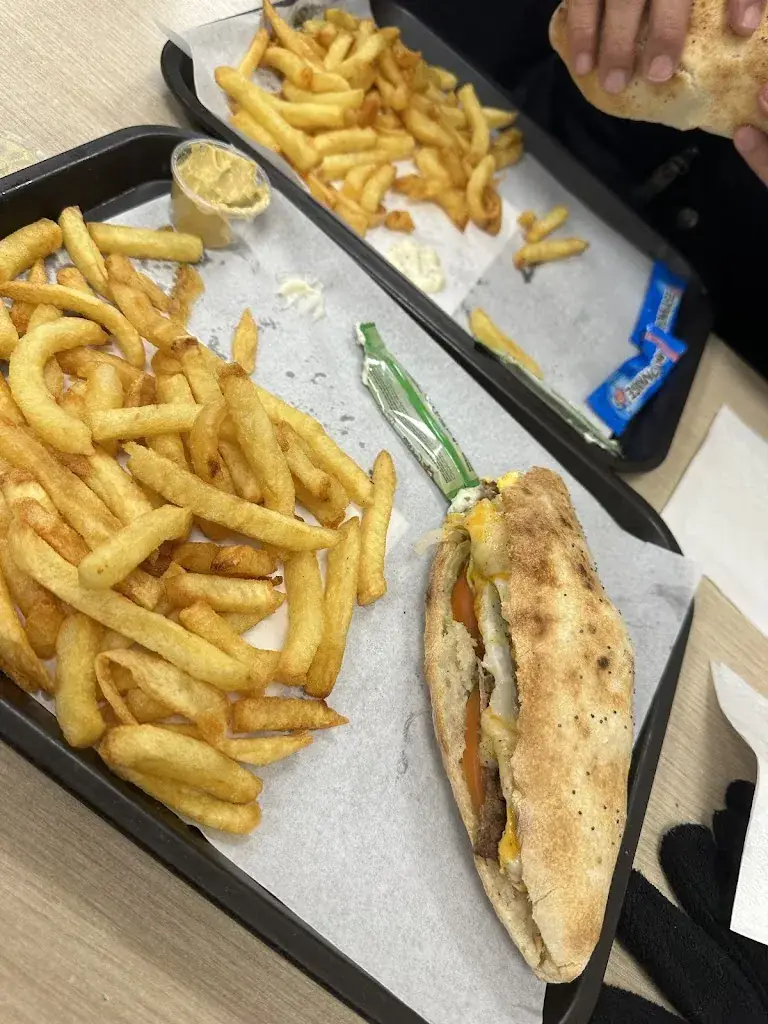 Old School_Lilas_slider_image_3