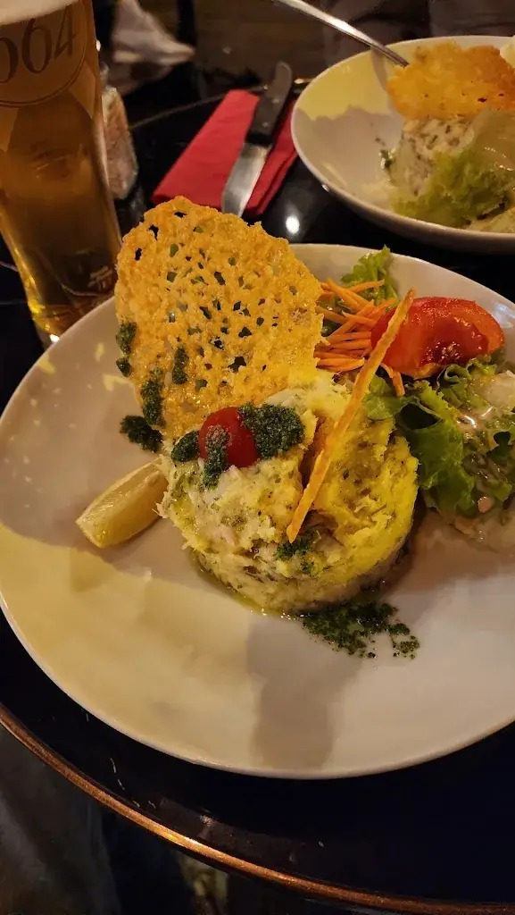 MINSEOK KIM_Café de la Mairie_Lilas_review