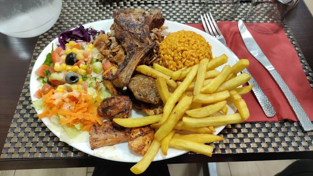 Restaurant Grill Istanbul_Lilas_slider_image_3