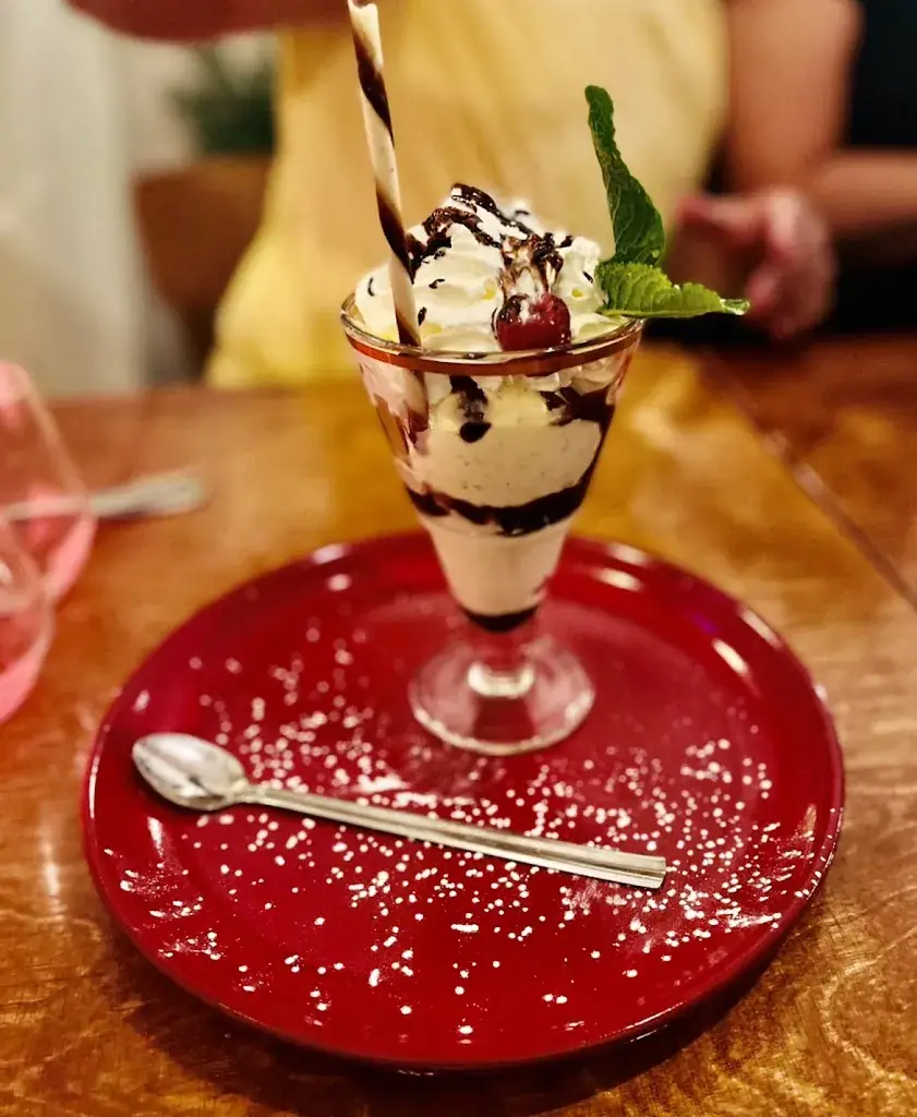 Edgardo Hernandez_La Toscane_Kremlin-Bicêtre_recensione