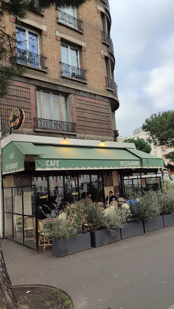 La Comète restaurant in Kremlin-Bicêtre