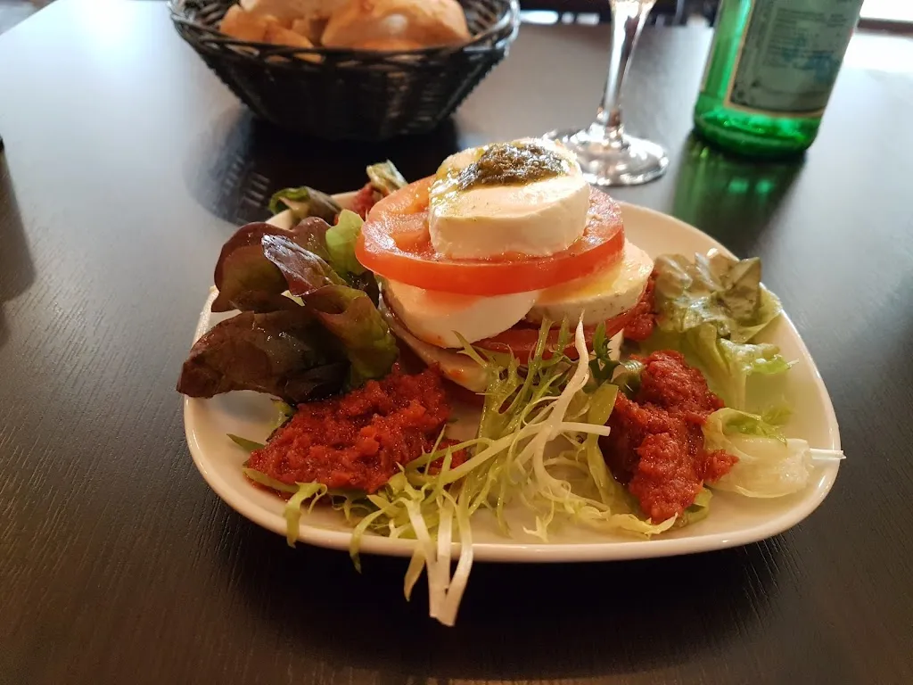 L'angélique restaurant in Kremlin-Bicêtre