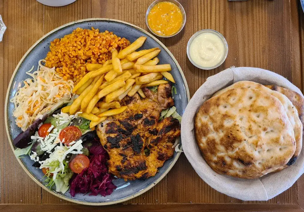 Le Constant - Les 3 broches_Kremlin-Bicêtre_slider_image_2