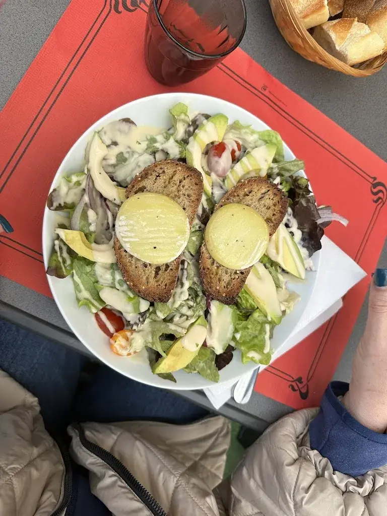 Wojciech Kusowski_Chez Ma-no_Kremlin-Bicêtre_review