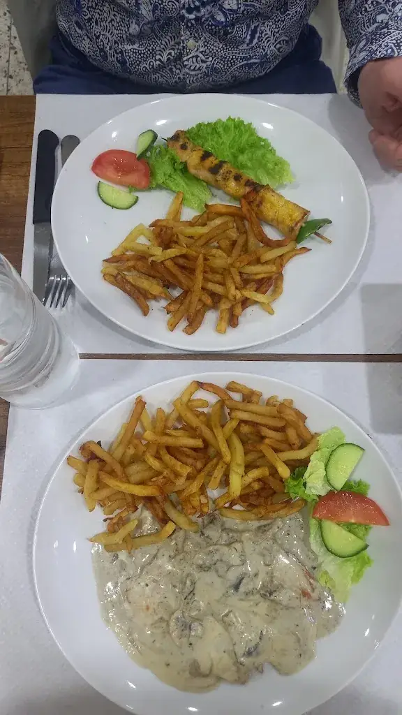 Géromine AVENIER RAMAZ_La Vieille Marmite_Kremlin-Bicêtre_recensione