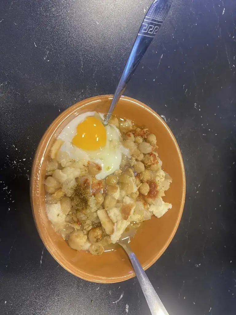 Moises Alberto Carrillo Oyola_O 619 KB_Kremlin-Bicêtre_review