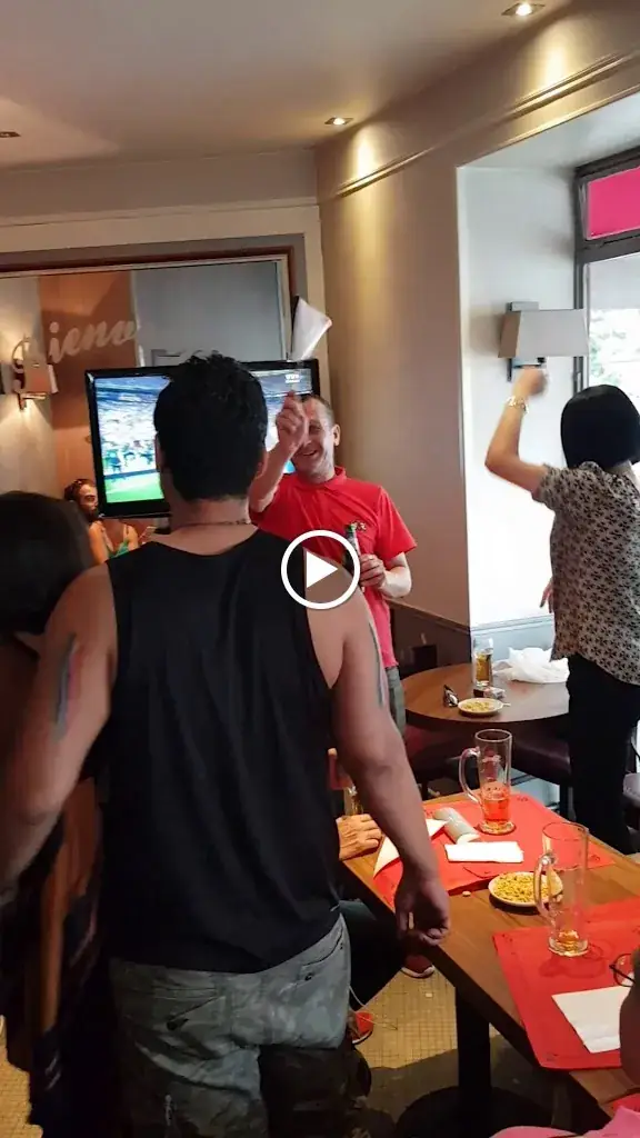 L'Amandine  restaurant in Kremlin-Bicêtre