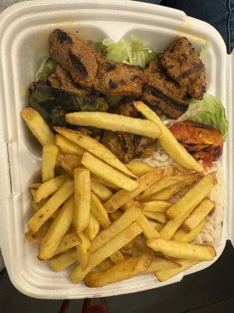 Div_Le Constant- Le Constantinople_Kremlin-Bicêtre_review