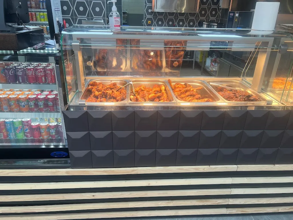 100 % Crousti original restaurant in Longperrier