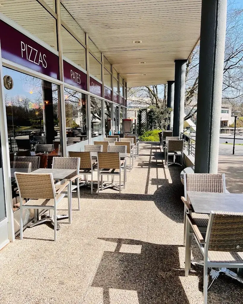 Pizza & Pasta Bar_Lognes_slider_image_1