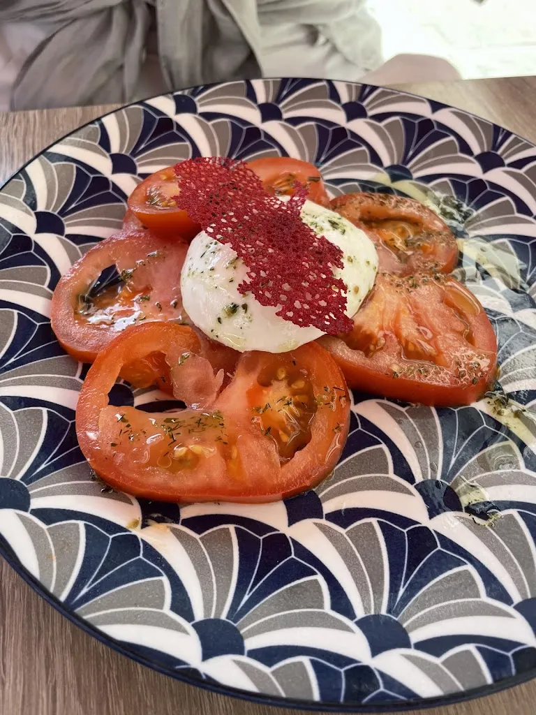 J. Q_Le Longueville_Dinan_review