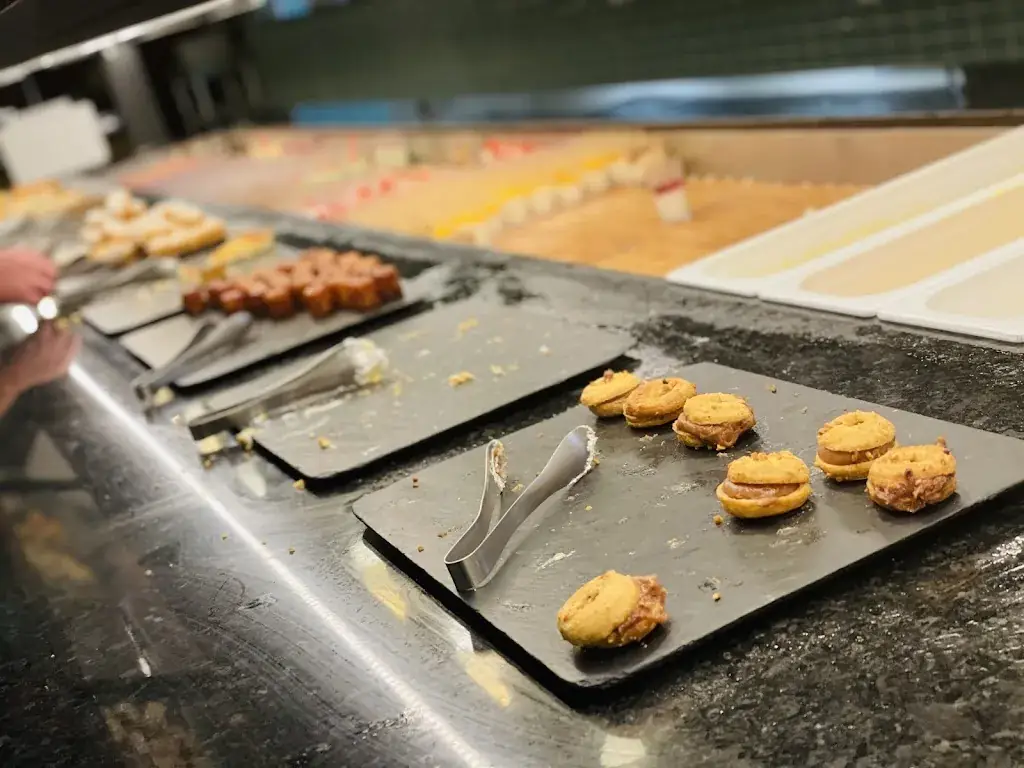 Jean Louka_Restaurant Shao Lisses / Buffet Wok Grillade Asiatique et Indien - Vente à Emporter / 91 Essonnes_Lisses_recensione