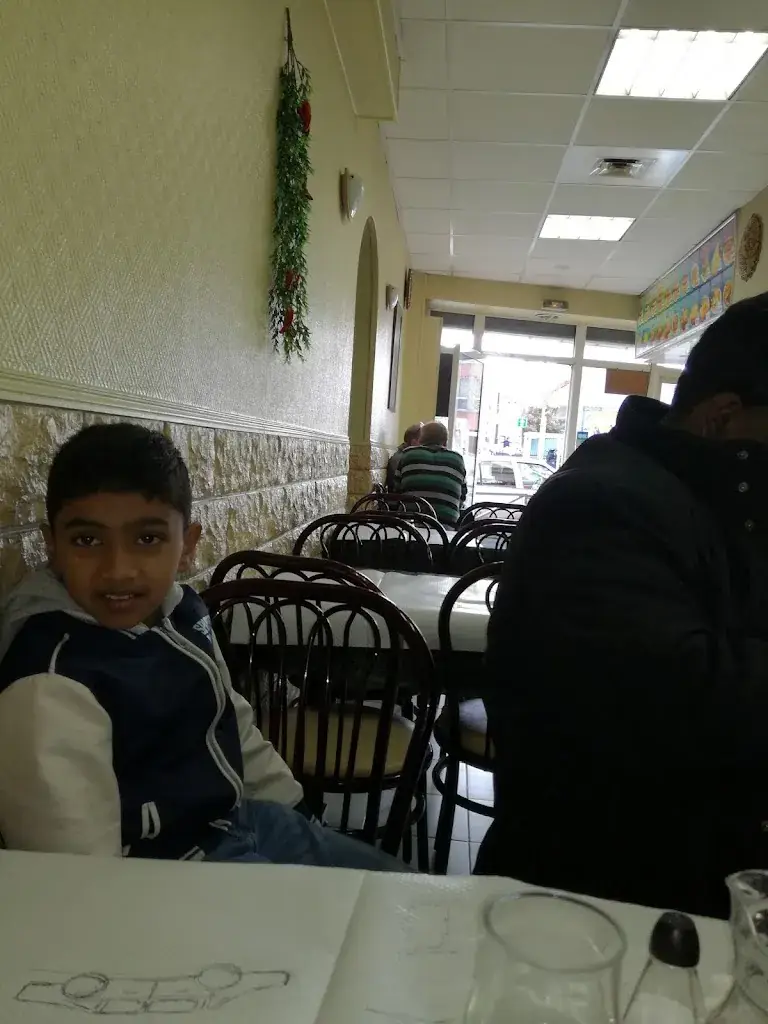 Restaurant d'Angleterre_Courneuve_slider_image_3