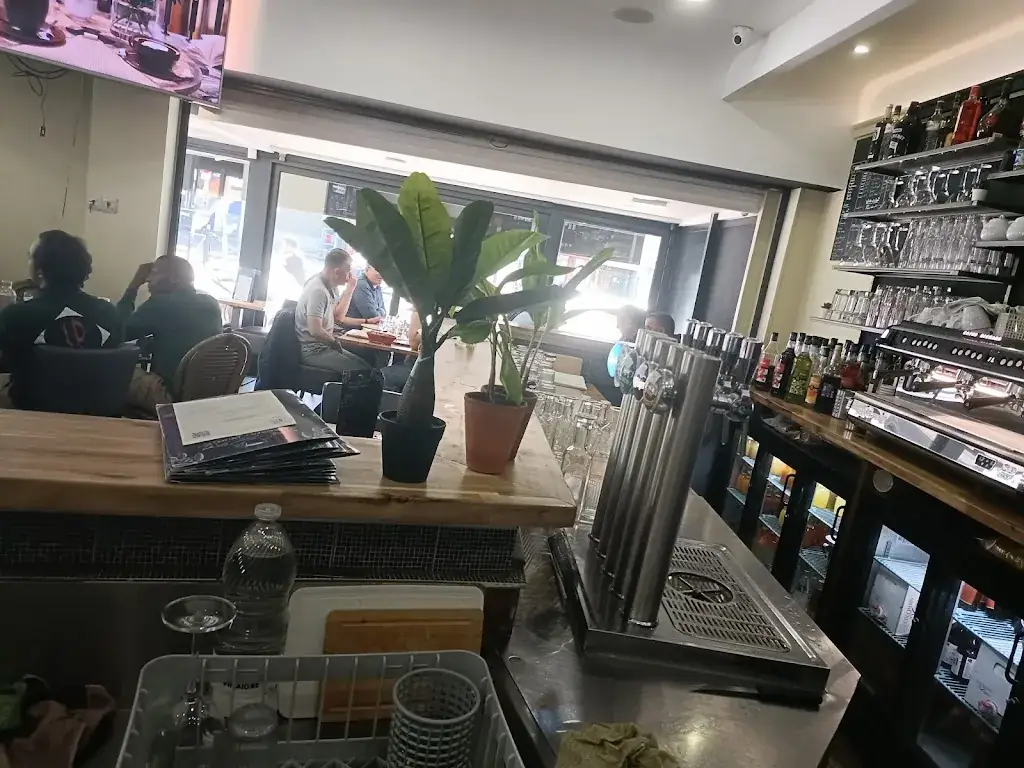 L'Atelier restaurant in Courneuve