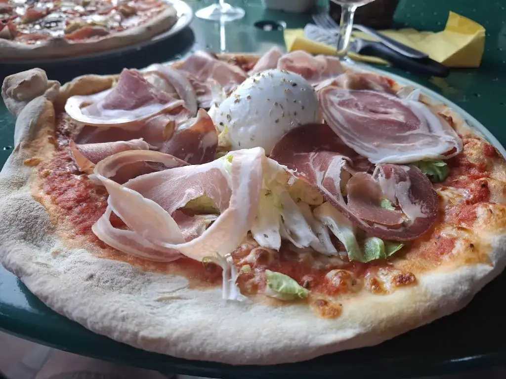 L'Etna_Courneuve_slider_image_2