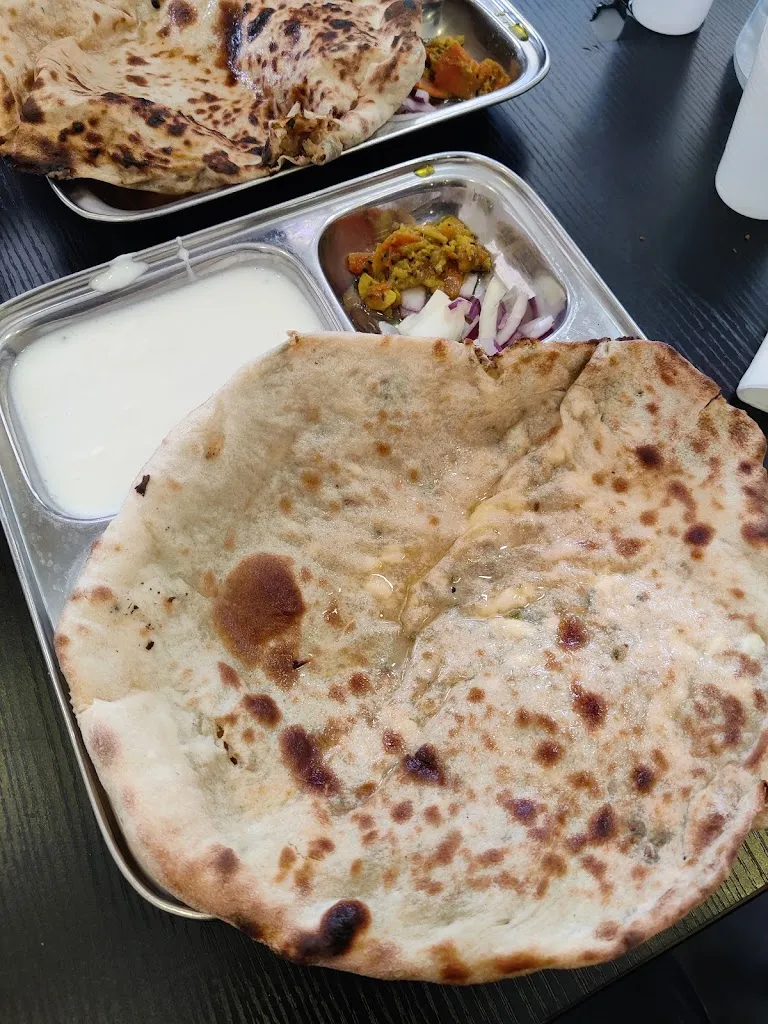 Pruthvi_Apna Punjab Restaurant 100% Végétarien_Courneuve_review