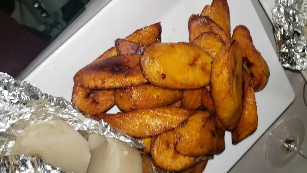 K. Sarah_La Table d'Annie Mav_Courneuve_review