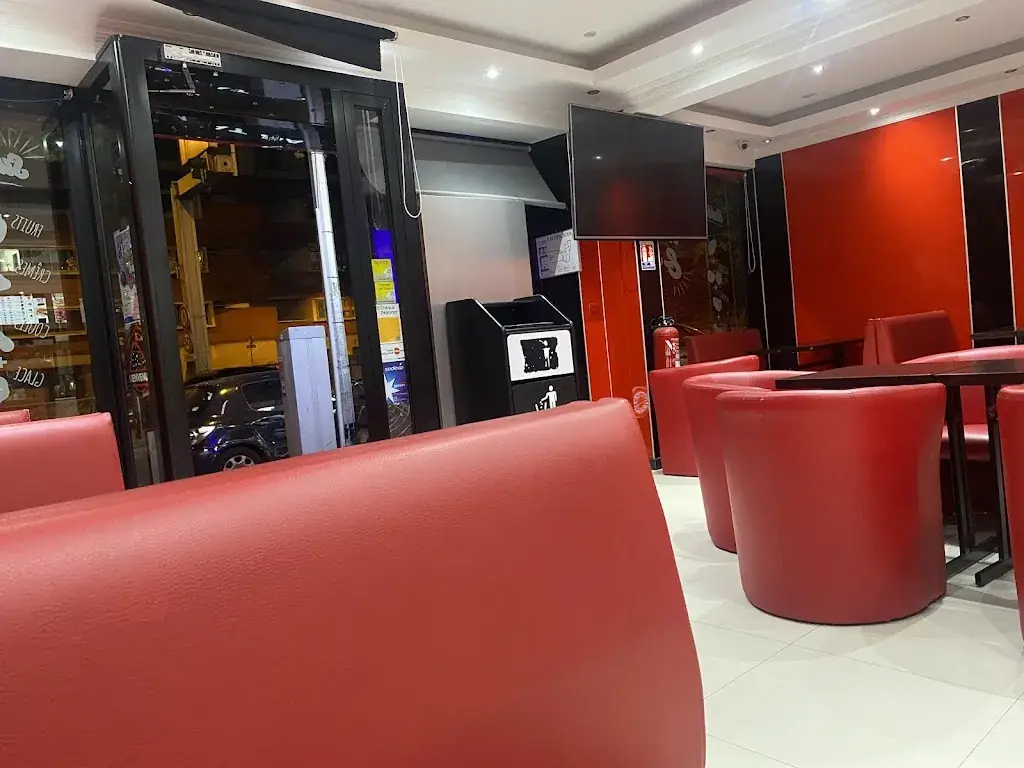 Fais Ta Crêpe restaurant in Courneuve