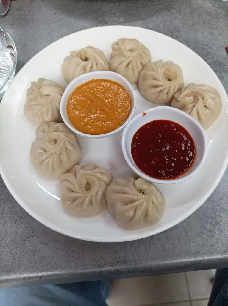 Milan Giri_KOSELI BUFFET LA COURNEUVE: Buffet à volonté indien_Courneuve_review