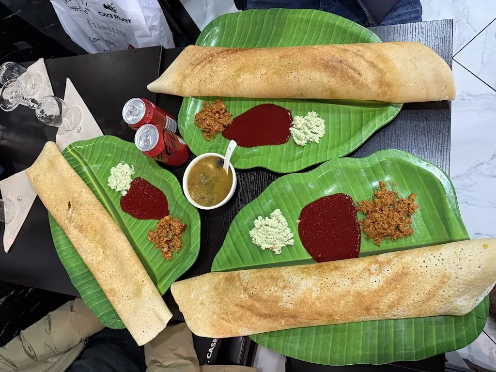 Muhammad Mojumdar_Madu Restaurant_Courneuve_review