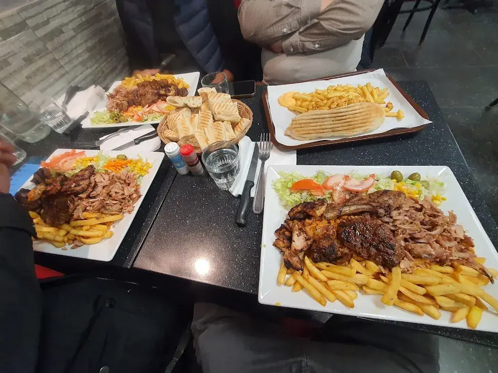 Muhammad Wasif Shahzad_Paris Aksu 93_Courneuve_review