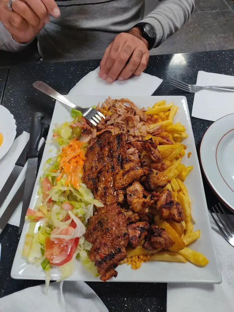 Anna H_Paris Aksu 93_Courneuve_review