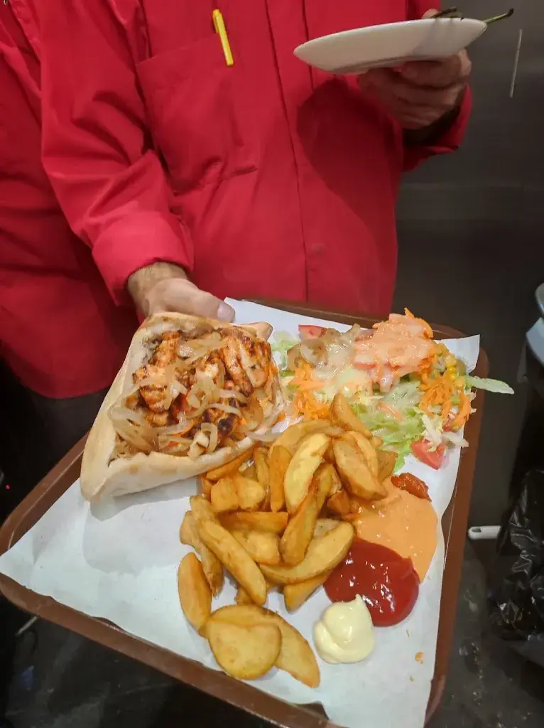 Paris Aksu 93_Courneuve_slider_image_3