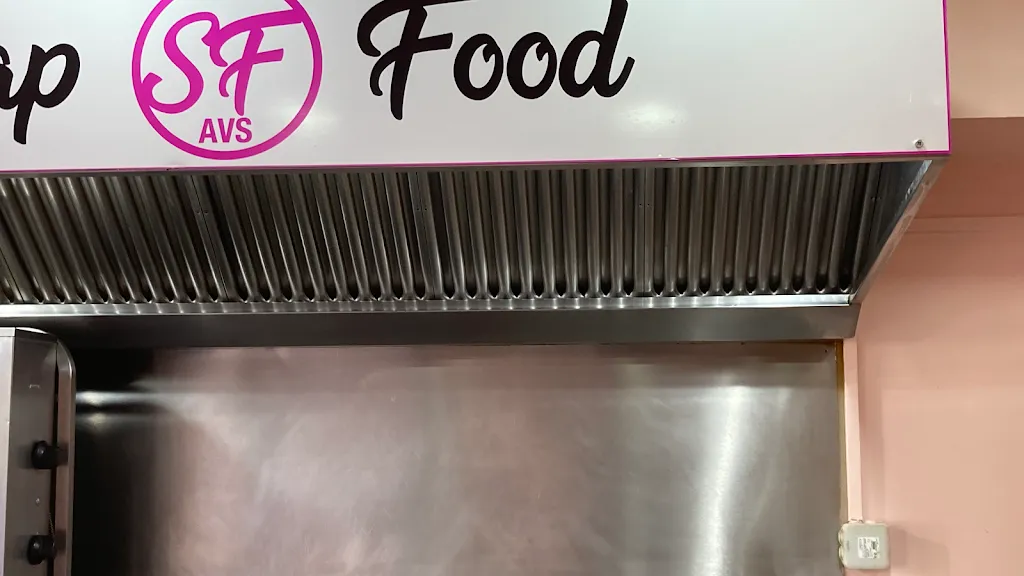 CHICKEN ONE_Courneuve_slider_image_3