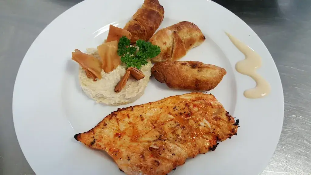 Restaurant ARA_Décines-Charpieu_slider_image_2