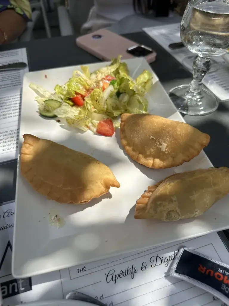 Restaurant ARA_Décines-Charpieu_slider_image_3