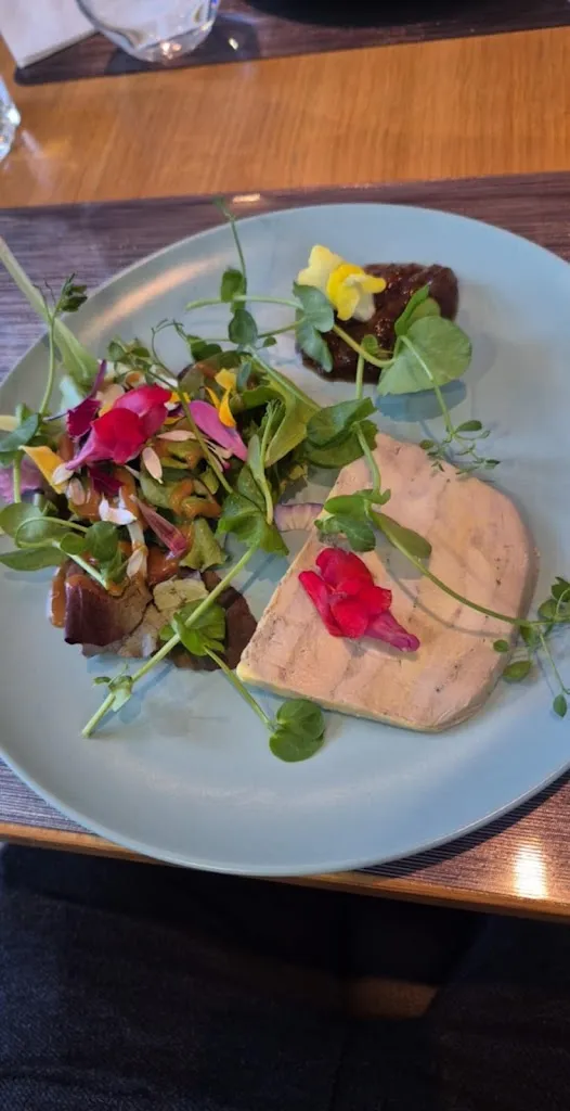 Geoffrey Robert_Les Sens... Ciel_Mantes-la-Jolie_review