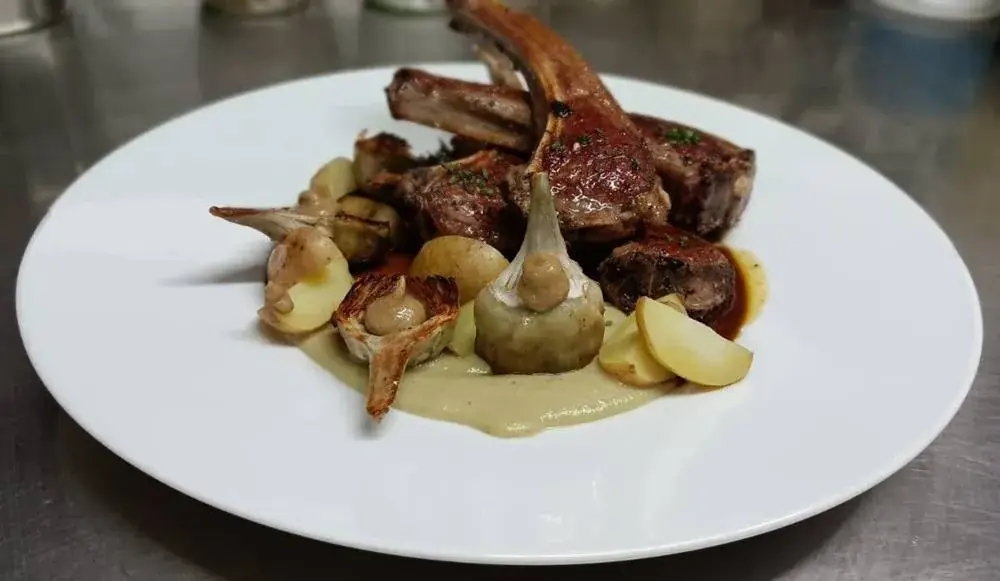 La Stazione_Marnes-la-Coquette_slider_image_3