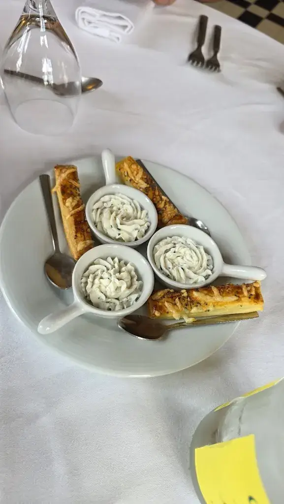 Jeremy DENIS_Le Moulin de la Reillère_Mantes-la-Ville_review